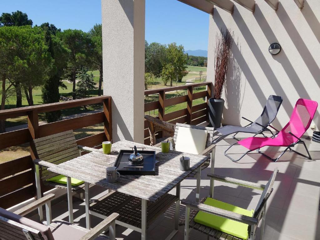 Vert Paradis - Vue Apaisante Sur Golf, Pins Parasols, 2E Etage - 80 M2 Dont Terrasse Avec Pergola, 2 Chambres, 3Et Iles, 3 Clim, Wifi - Piscine, Parking Et Park A Velos, Ascenseur - En Option Linge, Menage - Pistes Cyclables, Mer A Proximite Saint-Cyprien  Eksteriør billede